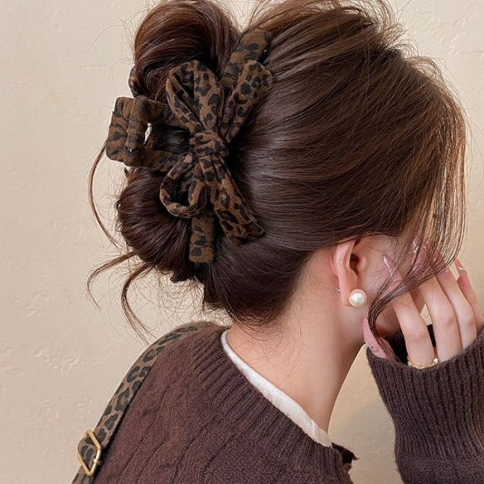Large Leopard Print Bow Shark Clip For Ponytails, Buns And Parties, Suitable For Thick Hair