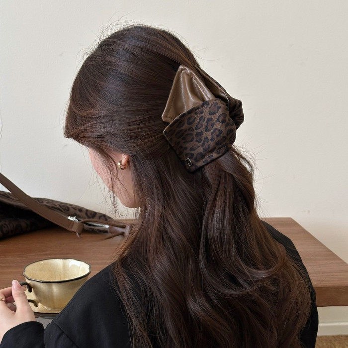 Retro Faux Leather Leopard Triangle Hair Clip For Autumn Winter, Fits Thick Hair