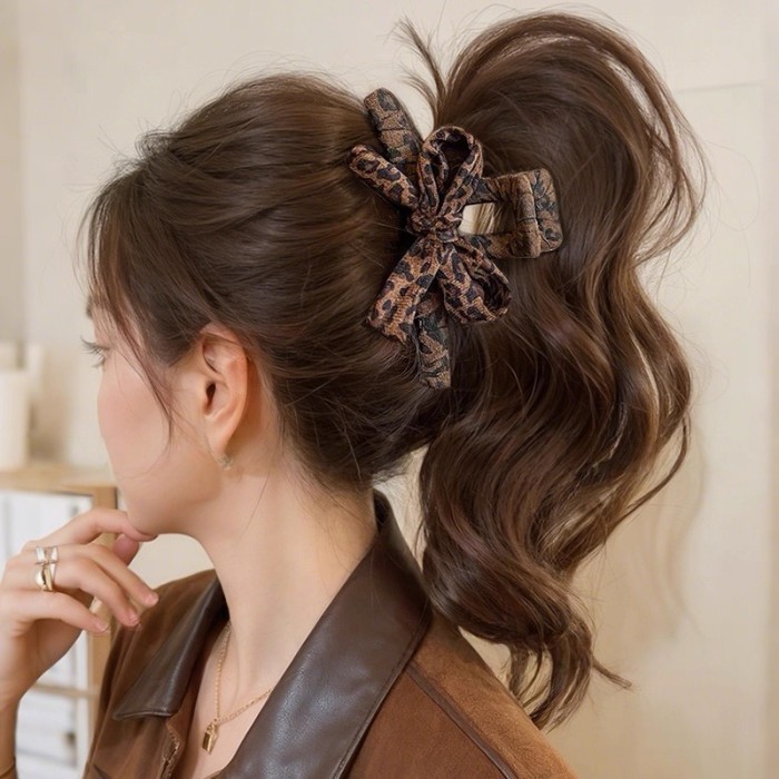 Large Leopard Print Bow Shark Clip For Ponytails, Buns And Parties, Suitable For Thick Hair