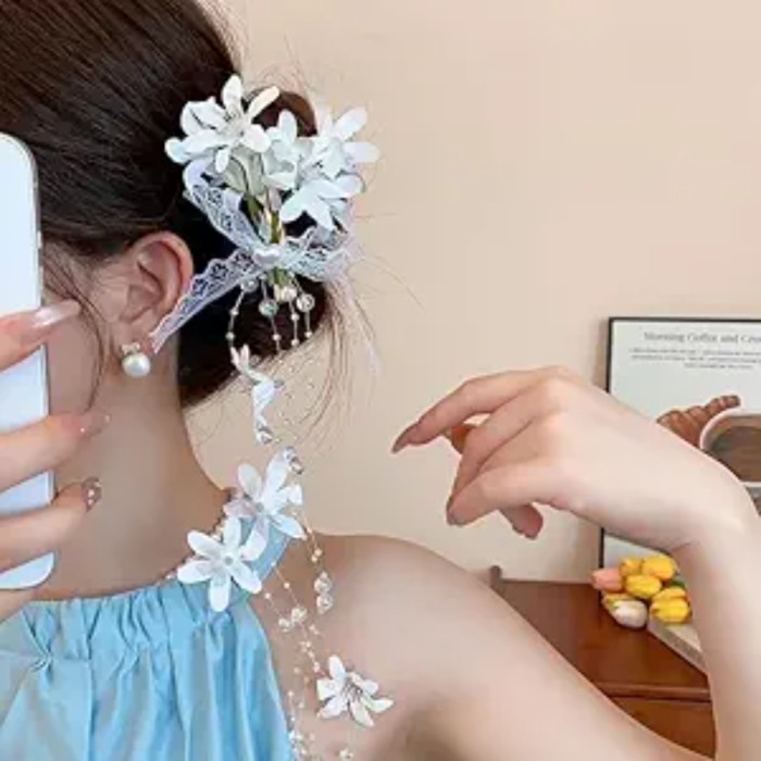 White Floral Tassel Lace Bow Hair Clip, Flower Hairpiece for Weddings and Special Occasions