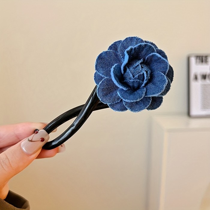 Blue Denim Floral Twist Barrette For Daily Strolls And Dating Occasions