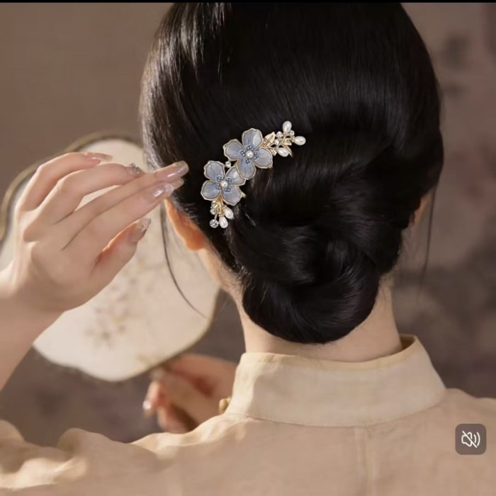 Gradient Floral Pearl Rhinestone Hair Comb, New Chinese Vintage Elegant Hair Accessory