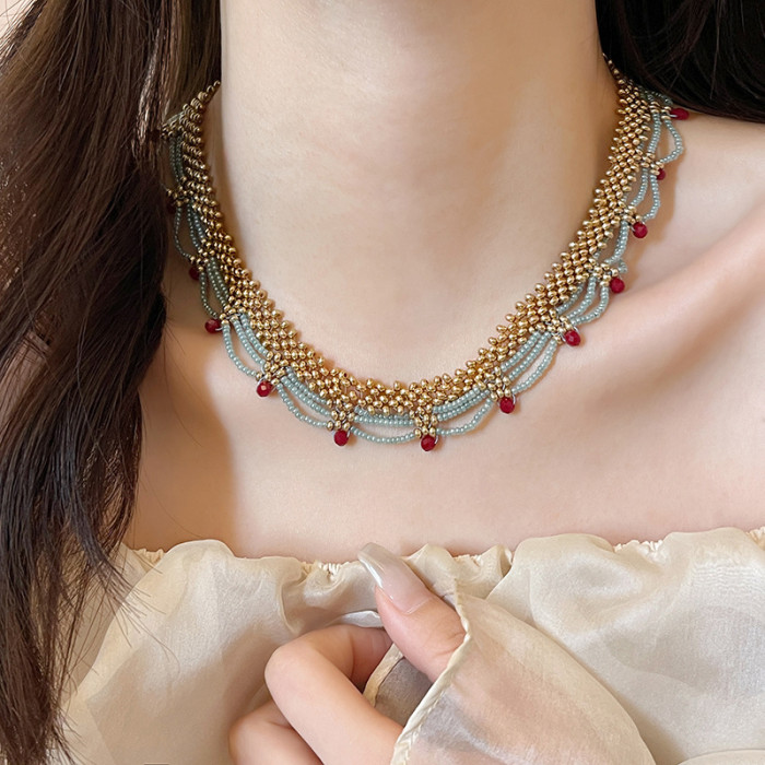 Retro Court Style Seed Bead Woven Lace Clavicle Chain For Banquets And Daily Elegant Styling