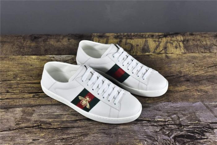 Gucci Ace Folded Heel Embroidered Bee