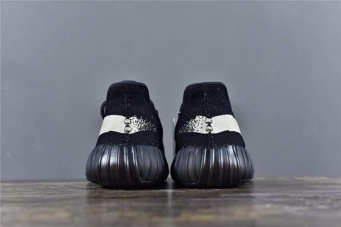 adidas Yeezy Boost 350 V2 Core Black White