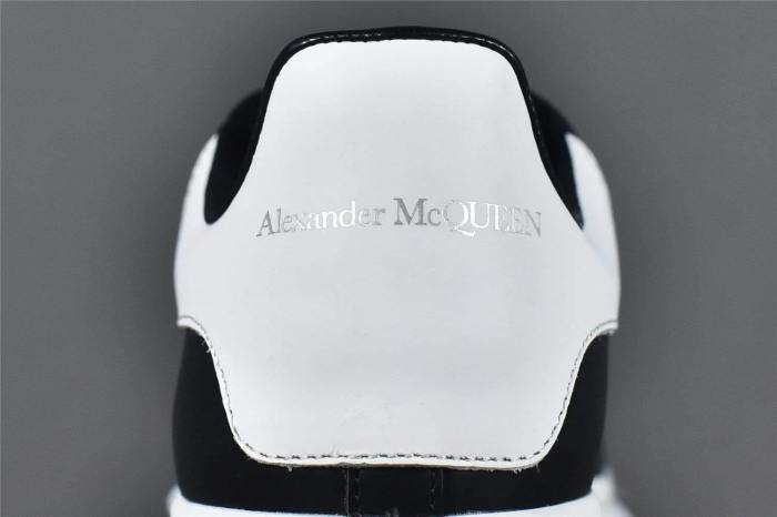 Alexander McQueen Oversized Black White