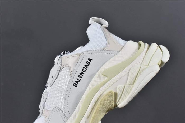 Balenciaga Triple S White 2019
