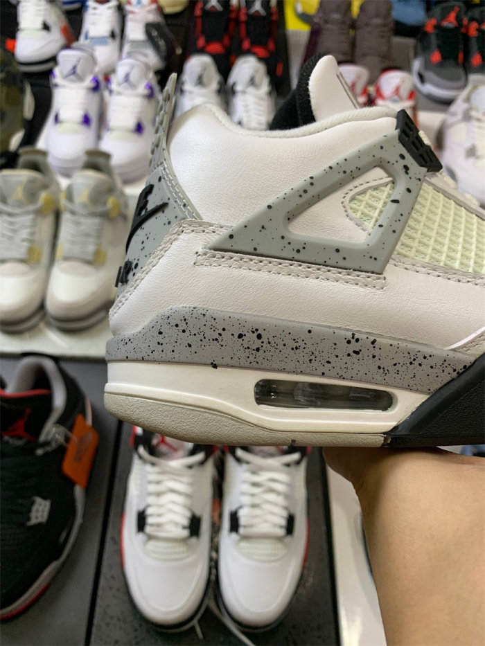 Air Jordan 4 Retro White Cements