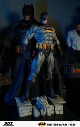 In stock SDZ STUDIO SBatman 1/4 full-bodyof SIZE Polystone statue