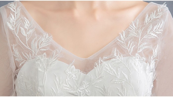 Tiktok main wedding dress new V-neck sexy bride wedding sleeves neat white simple lace thin women