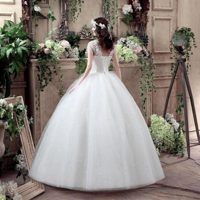 Large size manufacturers wedding dress wedding dress bride wedding dress wedding dress new line shoulder Korean style