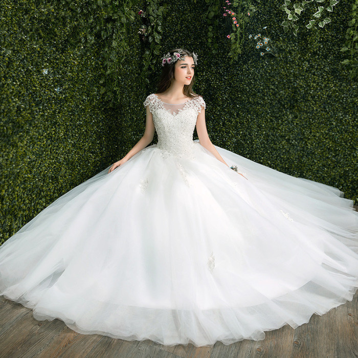 Wedding dress new bride princess princess dream wedding tail straight out of the gauze female star heavy industry