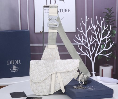 高品質ディオールバッグコピー 大人気2021新品 Dior メンズ ボディバッグ