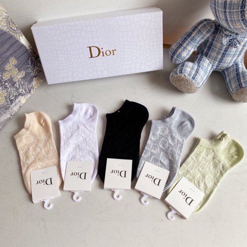 ディオール靴下コピー 大人気2022新品 Dior 男女兼用 靴下