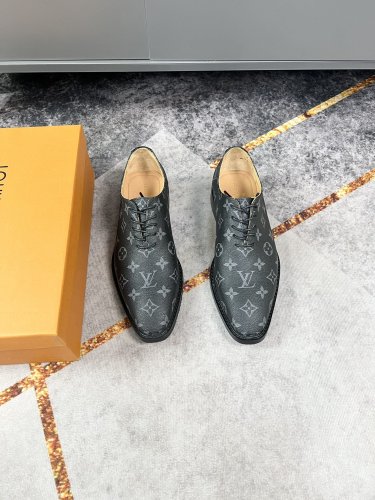 ルイヴィトン靴コピー 定番人気2022新品 Louis Vuitton メンズ 革靴