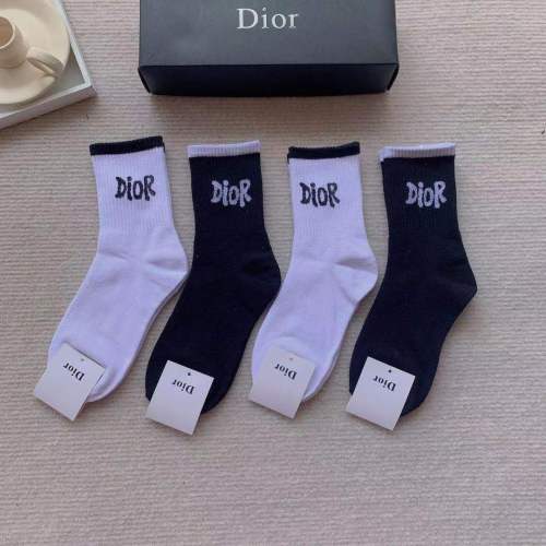 ディオール靴下コピー 大人気2022新品 Dior 男女兼用 靴下
