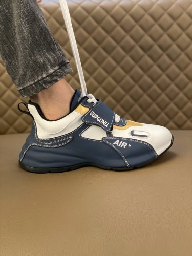 グッチ靴コピー 定番人気2022新品 GUCCI メンズ スニーカー
