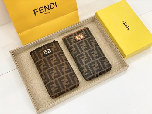 フェンディバッグコピー 大人気2021新品FENDI  男女兼用 携帯 電話 バッグ 2色