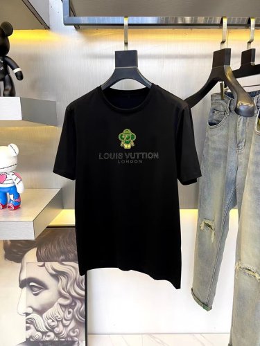 ルイヴィトン服コピー 大人気2022新品 Louis Vuitton メンズ 半袖Tシャツ 2色