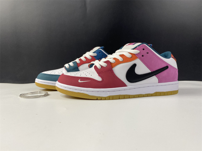 Free shipping from maikesneakers Parra x Nike SB Dunk Low DH7695-100