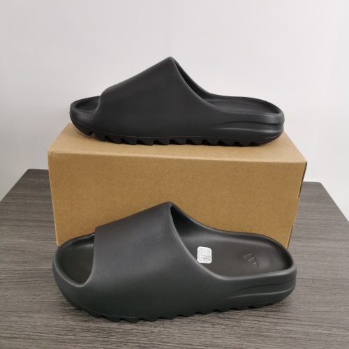 Free shipping maikesneakers Free shipping maikesneakers Yeezy Slide Onyx HQ6448