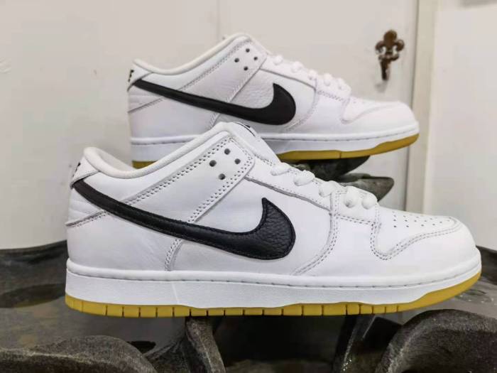 Free shipping from maikesneakers Nike Dunk SB Low Orange Label White Black CD2563-100