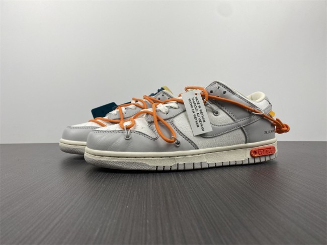 Free shipping from maikesneakers O*ff-W*hite x Nike Dunk Low