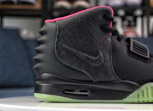 Free shipping from maikesneakers NIKE AIR YEEZY 2 NRG
