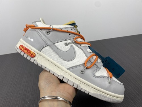 Free shipping from maikesneakers O*ff-W*hite x Nike Dunk Low