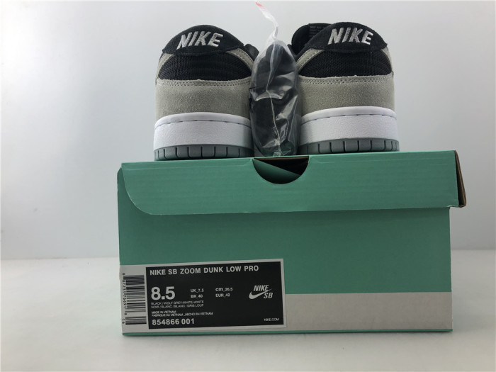 Free shipping from maikesneakers NIKE SB DUNK LOW TRD