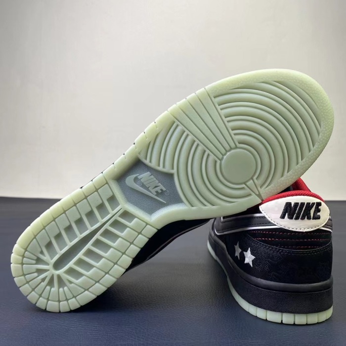 Free shipping from maikesneakers LPL X Nike SB Dunk Low DO2327-011