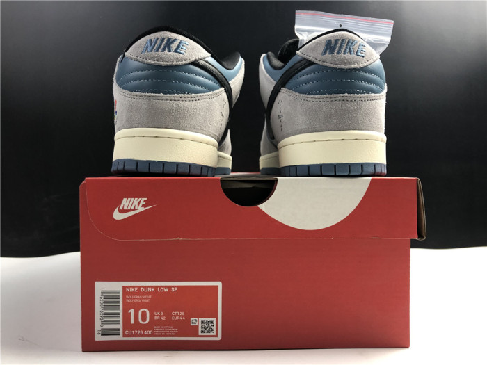 Free shipping from maikesneakers NIKE SB DUNK LOW SP