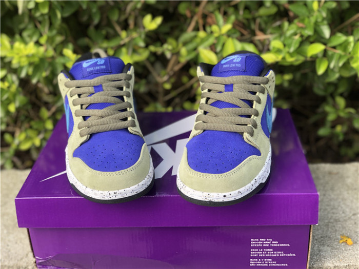 Free shipping from maikesneakers Nike SB Dunk Low “Celadon” BQ6817-301