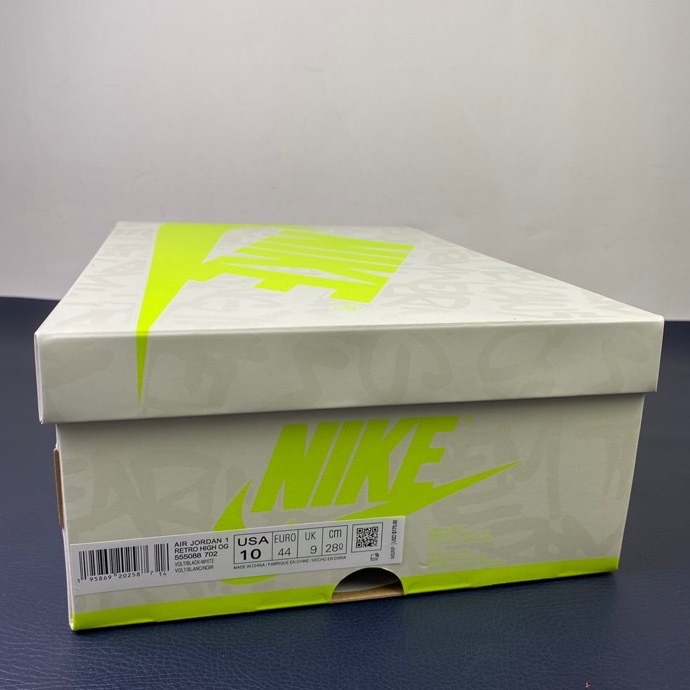 Free shipping maikesneakers Air Jordan 1 555088-702