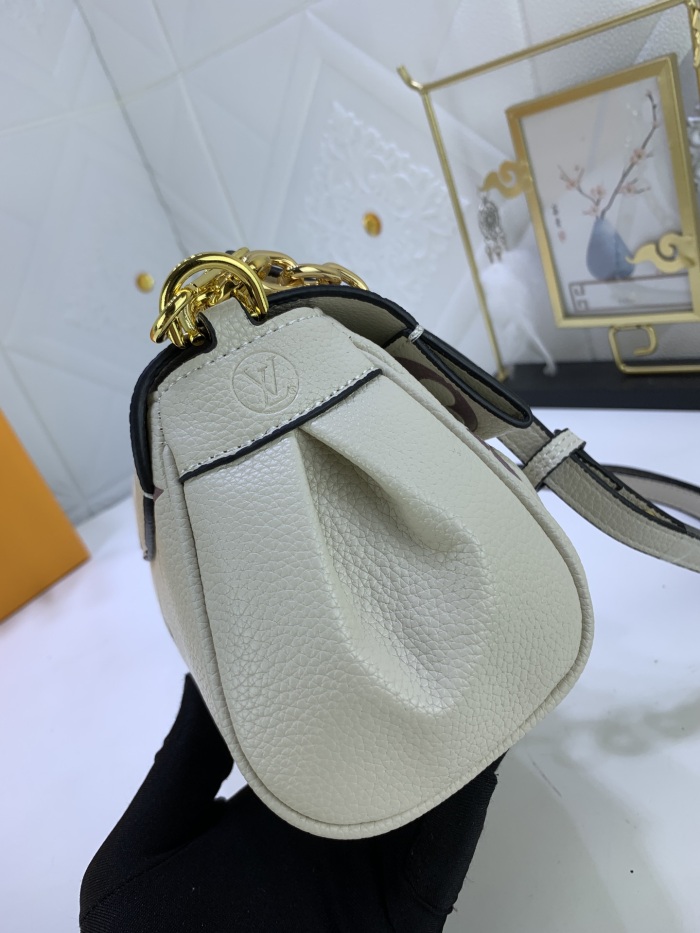 Free shipping maikesneakers L*ouis V*uitton Bag Top Quality 24*14*9cm