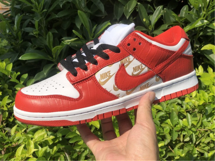 Free shipping from maikesneakers Supreme x Nike SB Dunk Low DG3228 161