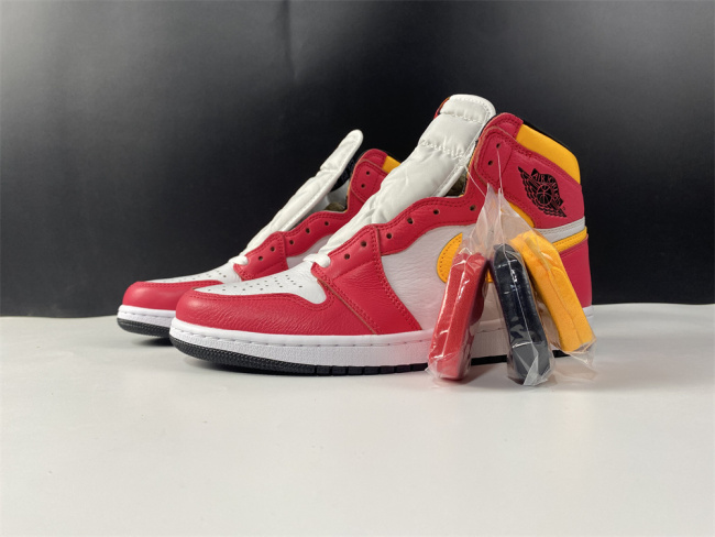 Free shipping maikesneakers Air Jordan 1 “Light Fusion Red” 555088-603