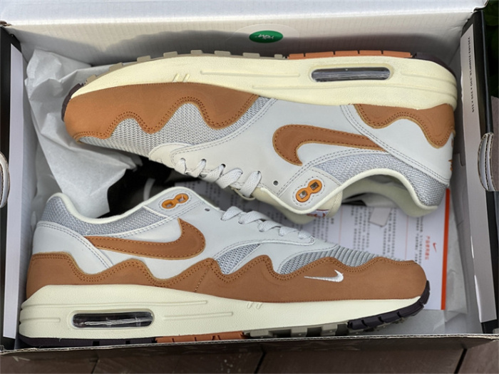 Free shipping from maikesneakers Patta x Nike Air Max 1 “Monarch”