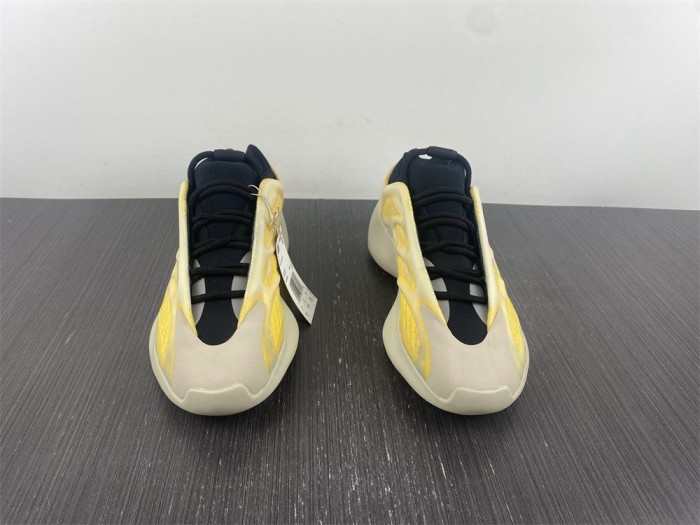 Free shipping maikesneakers Free shipping maikesneakers Yeezy Boost 700 V3 HP5425