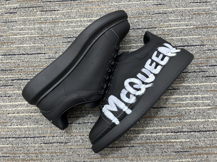 Free shipping maikesneakers Men Women A*lexander M*cqueen Top Sneaker