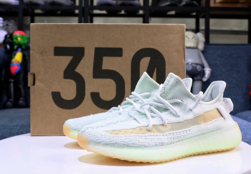 Free shipping maikesneakers Free shipping maikesneakers Yeezy Boost 350 V2 Hyperspace