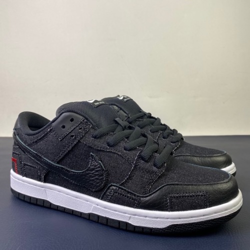 Free shipping from maikesneakers Verdy x Nike SB Dunk Low