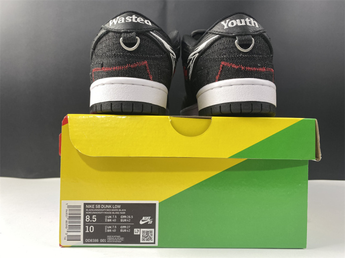 Free shipping from maikesneakers Verdy x Nike SB Dunk Low DD8386-001