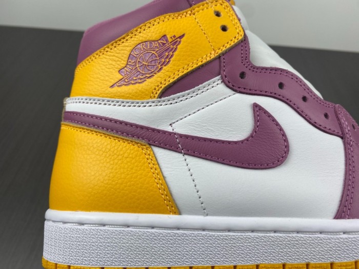 Free shipping maikesneakers Air Jordan 1 High OG “Brotherhood” 555088-706