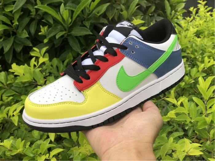 Free shipping from maikesneakers Nike SB Dunk Low Green Strike DD1503 106