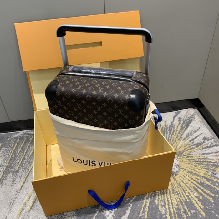L*ouis V*uitton Luggage  ( maikesneakers)