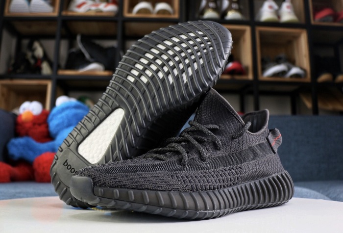 Free shipping maikesneakers Free shipping maikesneakers Yeezy 350 Boost V2 Black Static Non-Reflective