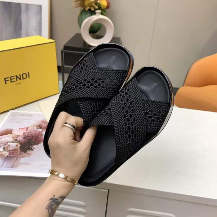 Free shipping maikesneakers Women F*endi Top Sandals