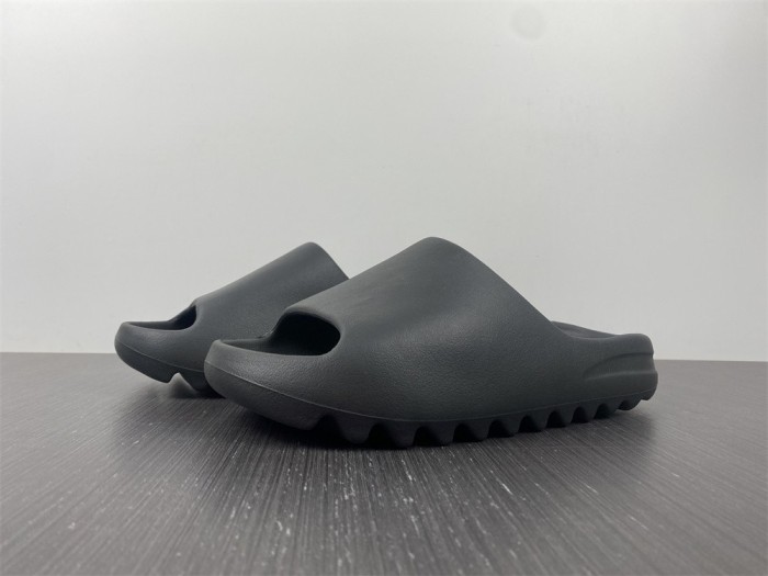 Free shipping maikesneakers Free shipping maikesneakers Yeezy Slide Onyx HQ6448