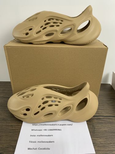 Free shipping maikesneakers  men women Yeezy Foam Runner